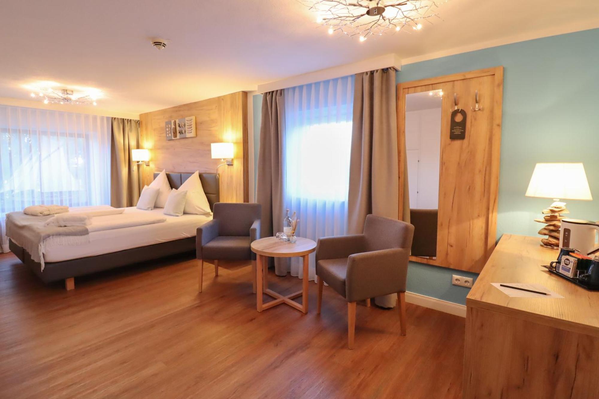 Hotel Das Kleine Glueck - Adults Only Санкт-Петер-Ординг Экстерьер фото